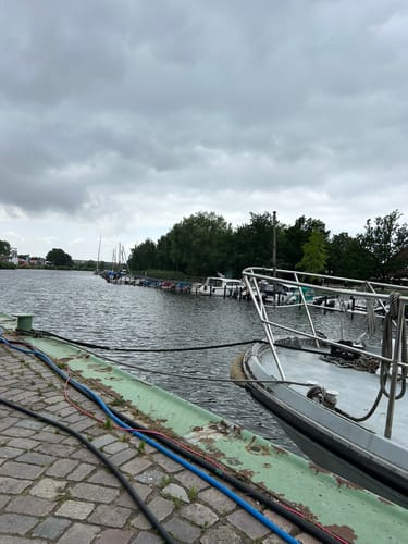 Entlang des Ryck bis zum Wieckhafen