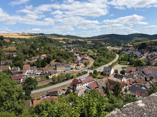 Zu den Wolfstein Burgen