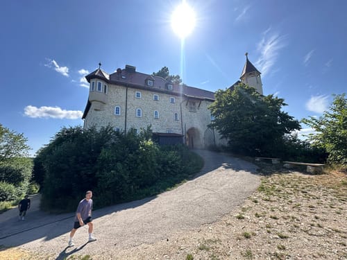 Zur Burg Teck