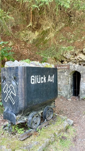 Zum Grumbacher Teich und dem Maaßener Gaipel