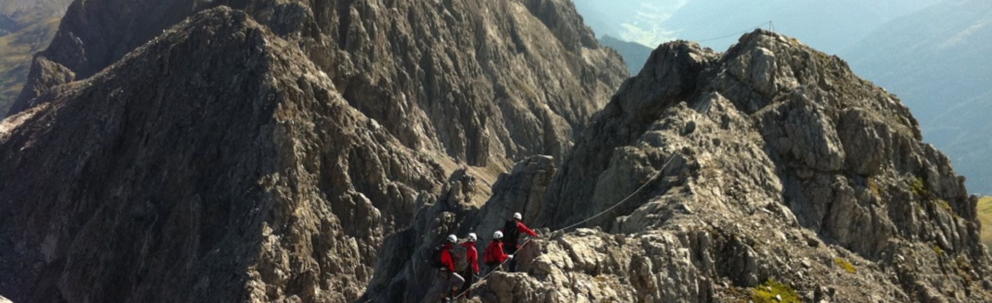 Auf Dem Arlberger Klettersteig Zur Weißschrofenspitze | Map, Guide ...