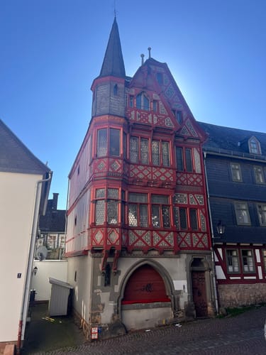Stadtspaziergang Marburg: Oberstadt und Schlosspark