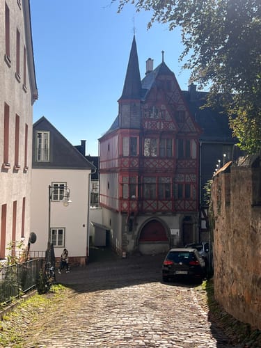 Stadtspaziergang Marburg: Oberstadt und Schlosspark