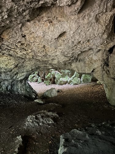 Zur Esperhöhle