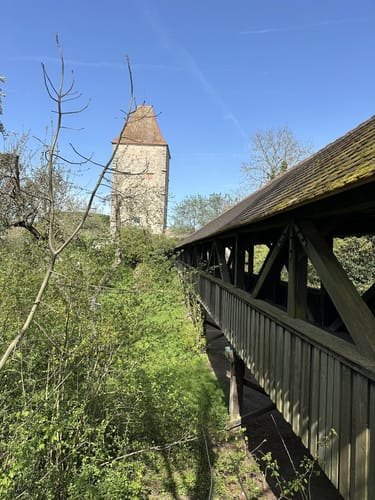 Um die Dinkelsbühler Stadtmauer