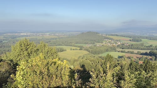 Schloßberg und Burgruine Waldeck