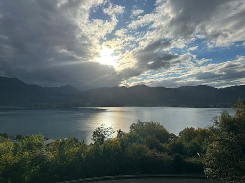 Von Tegernsee zum Berggasthof Neureuth über den Sommerweg