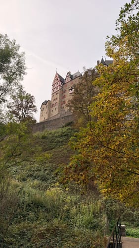 Eltzer Burgpanorama (Traumpfad)