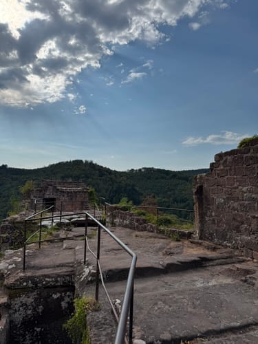 Châteaux du Petit Arnsberg via Niedersteinbach
