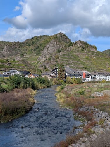 Rotwein- und Ahrtal-Wanderweg von Rech