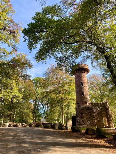 Rundweg zur Bismarcksäule, Thingstätte und zum Sankt Michaelskloster