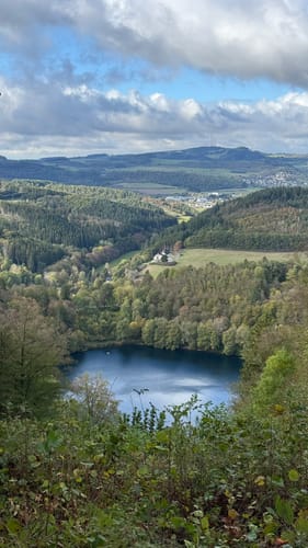 Daun – Rund um die Kraterseen
