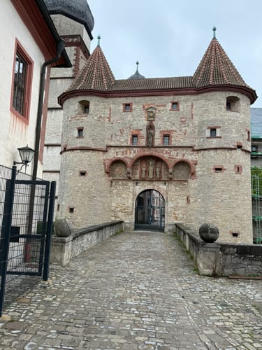 Mainbrücke - Festung Marienberg