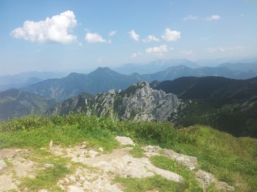 Mangfallüberquerung: Von Kogeltalalm auf den Hochmiesing