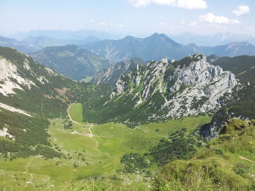 Mangfallüberquerung: Von Kogeltalalm auf den Hochmiesing