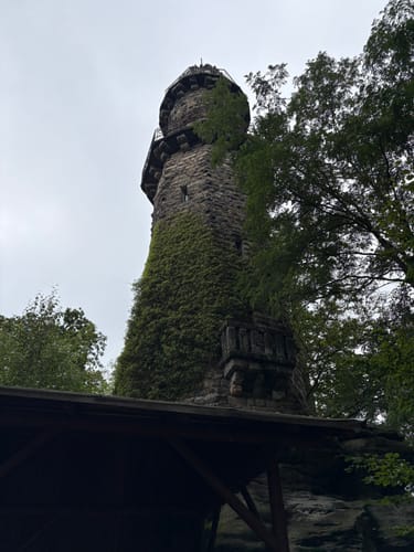 Auf den Pfaffenstein mit Nadelöhr und Opferkessel
