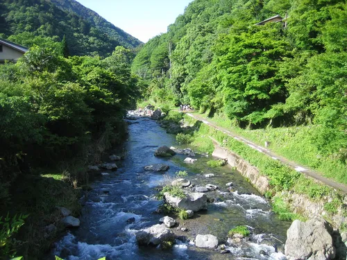 家の近くの川 明戸川 – najlepsze szlaki w pobliżu | AllTrails