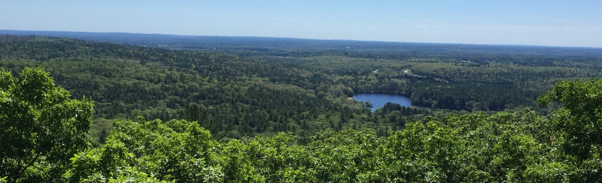 Coon Hollow and Wolcott Path Loop - EyJidWNrZXQiOiJhc3NldHMuYWxsdHJhaWxzLmNvbSIsImtleSI6InVwbG9hZHMvcGhvdG8vaW1hZ2UvMTkzMjk0MTQvYmMyNDNhOGFhYjJlMTg0ODliOWI1Y2Q2MTk1NTM2NjEuanBnIiwiZWRpdHMiOnsidG9Gb3JtYXQiOiJqcGVnIiwicmVzaXplIjp7IndpZHRoIjoyMDQ0LCJoZWlnaHQiOjYyNCwiZml0IjoiY292ZXIifSwicm90YXRlIjpudWxsLCJqcGVnIjp7InRyZWxsaXNRdWFudGlzYXRpb24iOnRydWUsIm92ZXJzaG9vdERlcmluZ2luZyI6dHJ1ZSwib3B0aW1pc2VTY2FucyI6dHJ1ZSwicXVhbnRpc2F0aW9uVGFibGUiOjN9fX0=