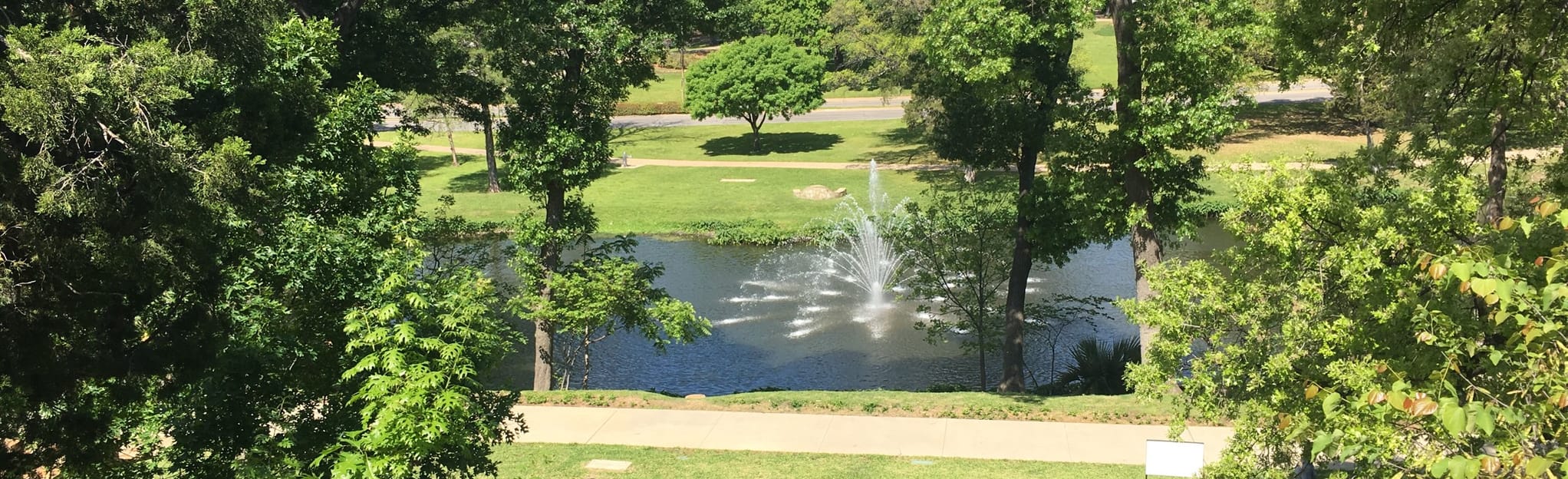 Katy Trail Downtown Dallas Texas - EyJidWNrZXQiOiJhc3NldHMuYWxsdHJhaWxzLmNvbSIsImtleSI6InVwbG9hZHMvcGhvdG8vaW1hZ2UvMjAzMzQ0MDkvMDYwNDgzZmU3MTBiMGJjMDI3Y2NiYWQ1YWY1YzFkYTUuanBnIiwiZWRpdHMiOnsidG9Gb3JtYXQiOiJqcGVnIiwicmVzaXplIjp7IndpZHRoIjoyMDQ0LCJoZWlnaHQiOjYyNCwiZml0IjoiY292ZXIifSwicm90YXRlIjpudWxsLCJqcGVnIjp7InRyZWxsaXNRdWFudGlzYXRpb24iOnRydWUsIm92ZXJzaG9vdERlcmluZ2luZyI6dHJ1ZSwib3B0aW1pc2VTY2FucyI6dHJ1ZSwicXVhbnRpc2F0aW9uVGFibGUiOjN9fX0=
