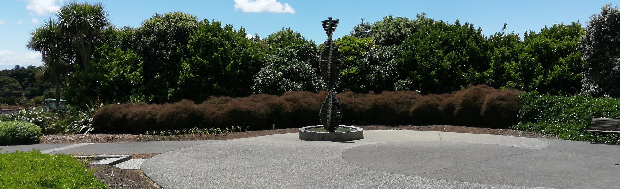 Botanic Gardens West Sculpture Path, Auckland, New Zealand 10 Reviews