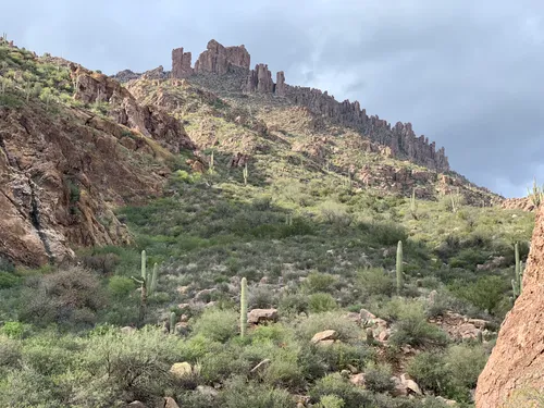 Superstition mountains outlet backpacking loop