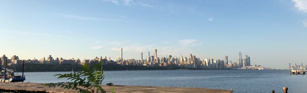 Jersey City Waterfront Walkway (Views of NYC from NJ)