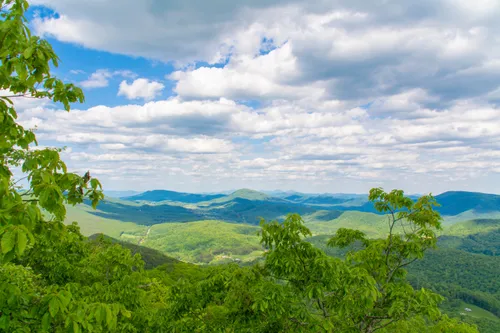 Bucket List Hikes in Virginia - Virginia Is For Lovers