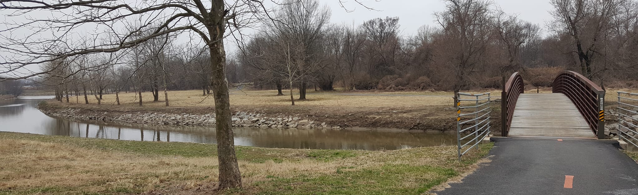 Indian Creek Northeast Branch - EyJidWNrZXQiOiJhc3NldHMuYWxsdHJhaWxzLmNvbSIsImtleSI6InVwbG9hZHMvcGhvdG8vaW1hZ2UvMjIxNTMxMjMvZGQ2YTQyNzllZmRmYWUzZDMyY2Q0YTdiOTVmMzdkMjQuanBnIiwiZWRpdHMiOnsidG9Gb3JtYXQiOiJqcGVnIiwicmVzaXplIjp7IndpZHRoIjoyMDQ0LCJoZWlnaHQiOjYyNCwiZml0IjoiY292ZXIifSwicm90YXRlIjpudWxsLCJqcGVnIjp7InRyZWxsaXNRdWFudGlzYXRpb24iOnRydWUsIm92ZXJzaG9vdERlcmluZ2luZyI6dHJ1ZSwib3B0aW1pc2VTY2FucyI6dHJ1ZSwicXVhbnRpc2F0aW9uVGFibGUiOjN9fX0=