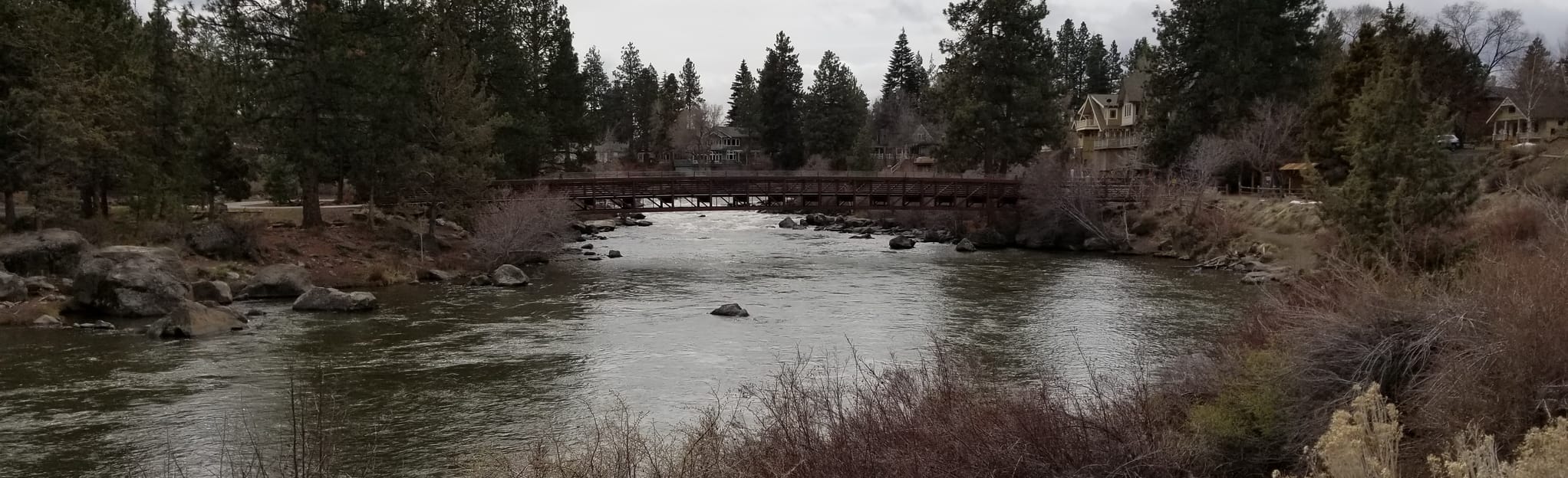 Deschutes River Trail Newport - EyJidWNrZXQiOiJhc3NldHMuYWxsdHJhaWxzLmNvbSIsImtleSI6InVwbG9hZHMvcGhvdG8vaW1hZ2UvMjIzNjQzNjEvNjBlMTEwYzFmNDNjN2YwOTc3OWUzNWMzZjA2OTI3MTAuanBnIiwiZWRpdHMiOnsidG9Gb3JtYXQiOiJqcGVnIiwicmVzaXplIjp7IndpZHRoIjoyMDQ0LCJoZWlnaHQiOjYyNCwiZml0IjoiY292ZXIifSwicm90YXRlIjpudWxsLCJqcGVnIjp7InRyZWxsaXNRdWFudGlzYXRpb24iOnRydWUsIm92ZXJzaG9vdERlcmluZ2luZyI6dHJ1ZSwib3B0aW1pc2VTY2FucyI6dHJ1ZSwicXVhbnRpc2F0aW9uVGFibGUiOjN9fX0=