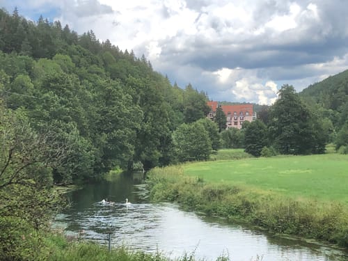 Von Velden nach Enzendorf