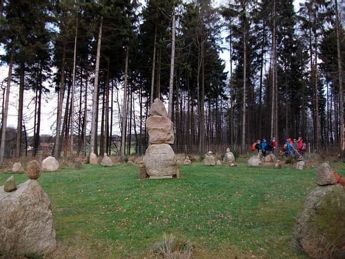 Venne: Mühleninsel - Eisenzeithaus - Steinkreis