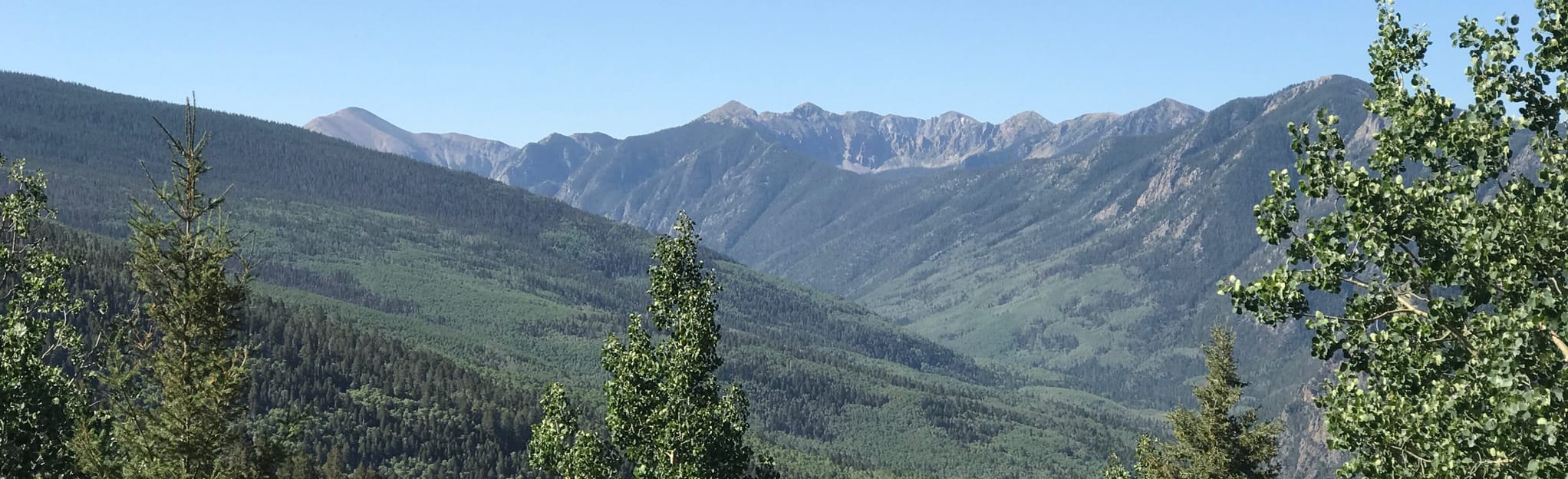 Indian Creek Trail to Bear Mountain - EyJidWNrZXQiOiJhc3NldHMuYWxsdHJhaWxzLmNvbSIsImtleSI6InVwbG9hZHMvcGhvdG8vaW1hZ2UvMjM4NTAxNDcvYjNmMWI5N2VkNDE4NzRlMTdlN2M2NDQ2ZDRlNjg3MDQuanBnIiwiZWRpdHMiOnsidG9Gb3JtYXQiOiJqcGVnIiwicmVzaXplIjp7IndpZHRoIjoyMDQ0LCJoZWlnaHQiOjYyNCwiZml0IjoiY292ZXIifSwicm90YXRlIjpudWxsLCJqcGVnIjp7InRyZWxsaXNRdWFudGlzYXRpb24iOnRydWUsIm92ZXJzaG9vdERlcmluZ2luZyI6dHJ1ZSwib3B0aW1pc2VTY2FucyI6dHJ1ZSwicXVhbnRpc2F0aW9uVGFibGUiOjN9fX0=