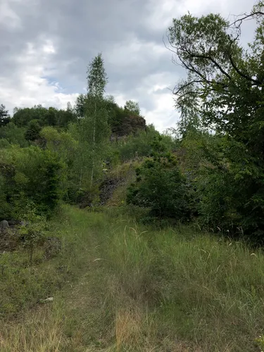 Best Partially Paved Trails in Chránená krajinná oblasť (CHKO) Cerová