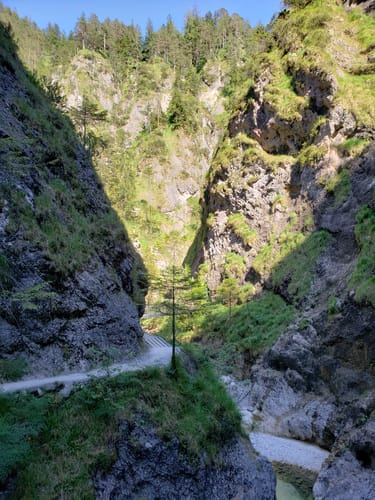 Almbachklamm und Ettenberg ab Hintergern