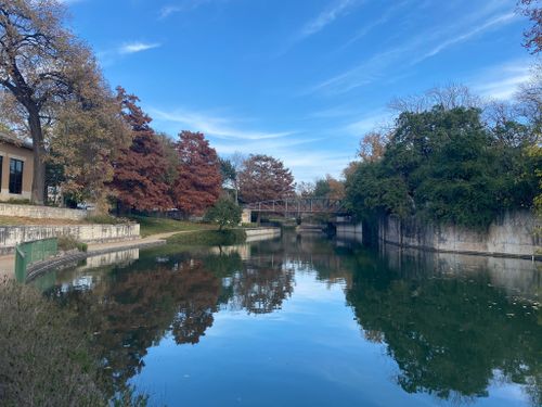 se permiten perros en el paseo del río san antonio