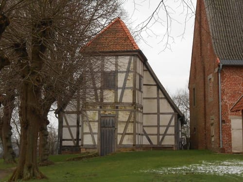 Kleine Runde um das Kloster Schinna