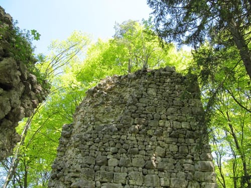 Zwei Lichtensteine bei Neufra