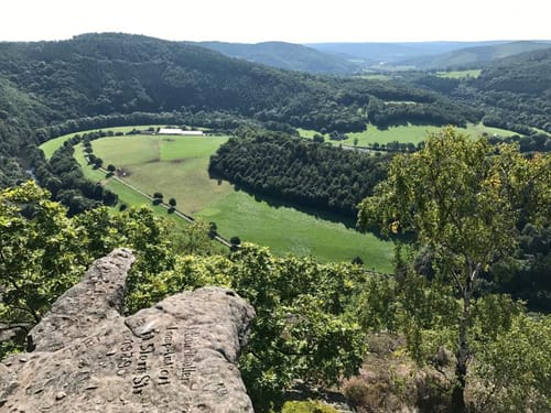 In den Felsen von Nideggen