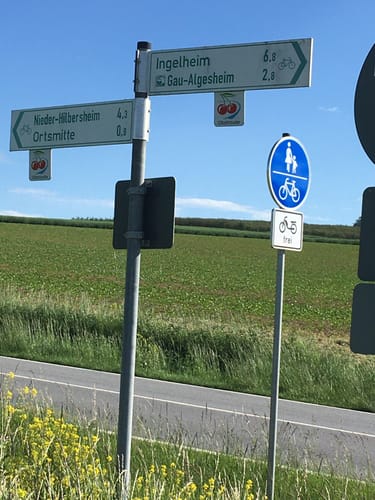 Gau-Algesheim: Dreibächeweg