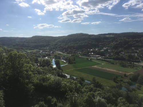 Von Streitberg dem Wiesentufer entlang