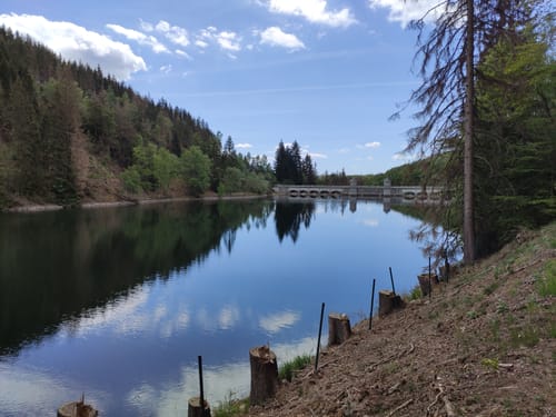 Von Huffhaus um die Talsperre Neustadt