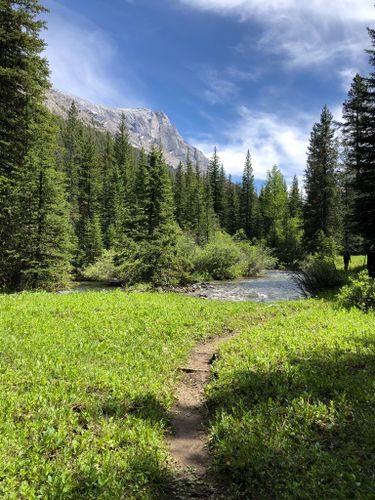 eagle cap wilderness hikes