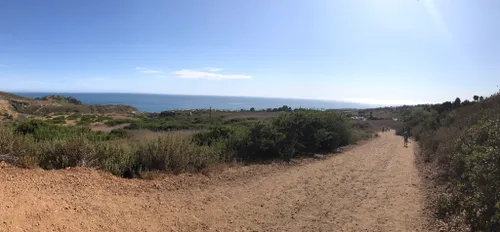 Hiking  Crystal Cove