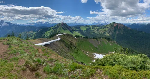 Manning park outlet overnight hikes