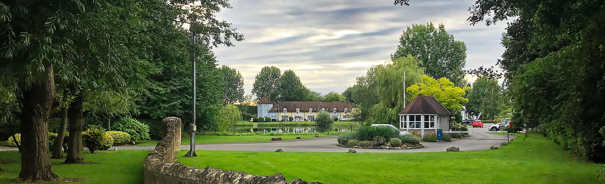 South Cerney to Gateway Centre, Gloucestershire, England 117 Reviews