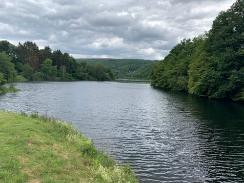 Mariawald und Heimbach-Stausee Nordufer