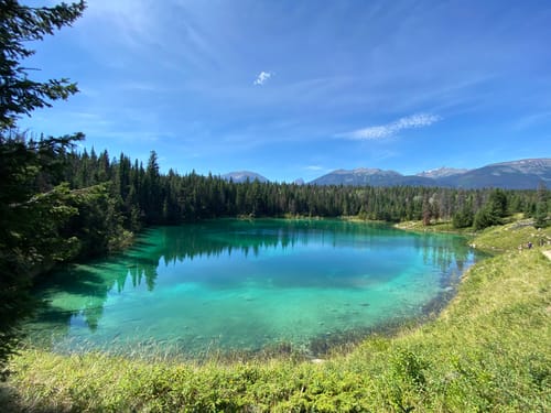 Valley of five outlet lakes hike