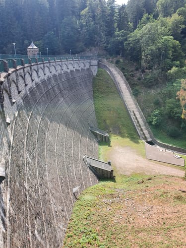 Aus Unterburg zur Sengbachtalsperre