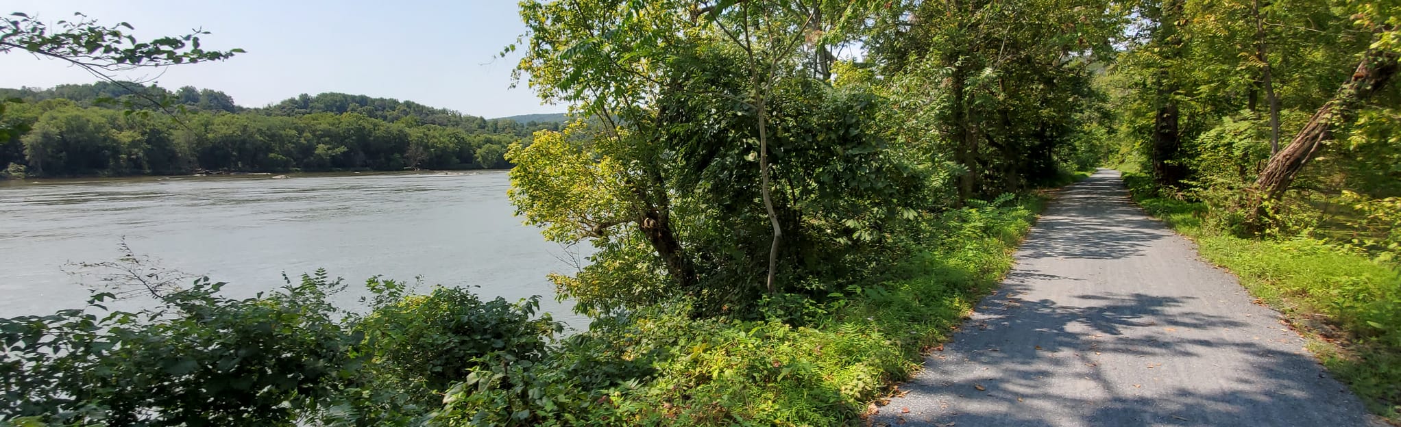 Appalachian Trail Crampton Gap - EyJidWNrZXQiOiJhc3NldHMuYWxsdHJhaWxzLmNvbSIsImtleSI6InVwbG9hZHMvcGhvdG8vaW1hZ2UvMjg5MjQ0NTEvODhkOGNmZDRjMTMyZjQyN2IxZDQxYTJhYzVlNjU5ODMuanBnIiwiZWRpdHMiOnsidG9Gb3JtYXQiOiJqcGVnIiwicmVzaXplIjp7IndpZHRoIjoyMDQ0LCJoZWlnaHQiOjYyNCwiZml0IjoiY292ZXIifSwicm90YXRlIjpudWxsLCJqcGVnIjp7InRyZWxsaXNRdWFudGlzYXRpb24iOnRydWUsIm92ZXJzaG9vdERlcmluZ2luZyI6dHJ1ZSwib3B0aW1pc2VTY2FucyI6dHJ1ZSwicXVhbnRpc2F0aW9uVGFibGUiOjN9fX0=