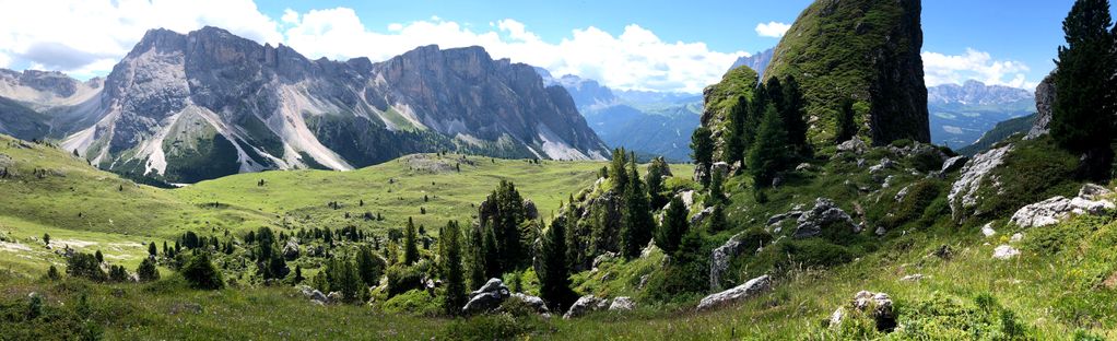 Family hike to the Pieralongia mountain pasture